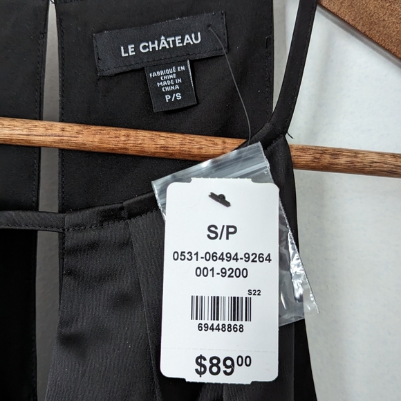 Wide Leg Satin Jumpsuit Le Chateau - Picture 3 of 5